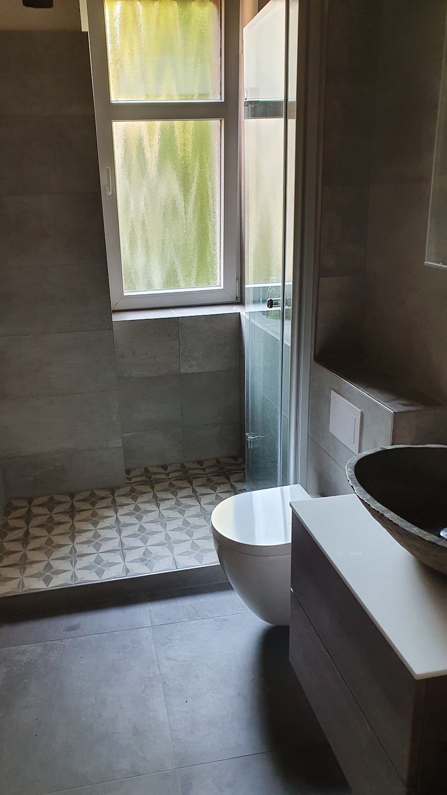 Klimpel Bäder GmbH - Handwerker, Beratung, Verkauf - Installateur, Fliesenleger, Elektriker, Maßtischler, Maler, Trockenbau in Berlin – Betriebsfoto 2