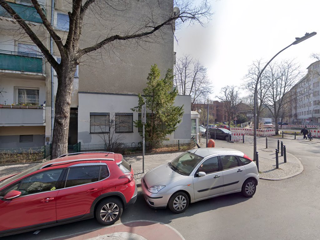 SamKon GmbH - Sanitär, Heizung, Gas Installateur in Berlin | Neu! Wärmepumpe Installation in Berlin – Betriebsfoto 4